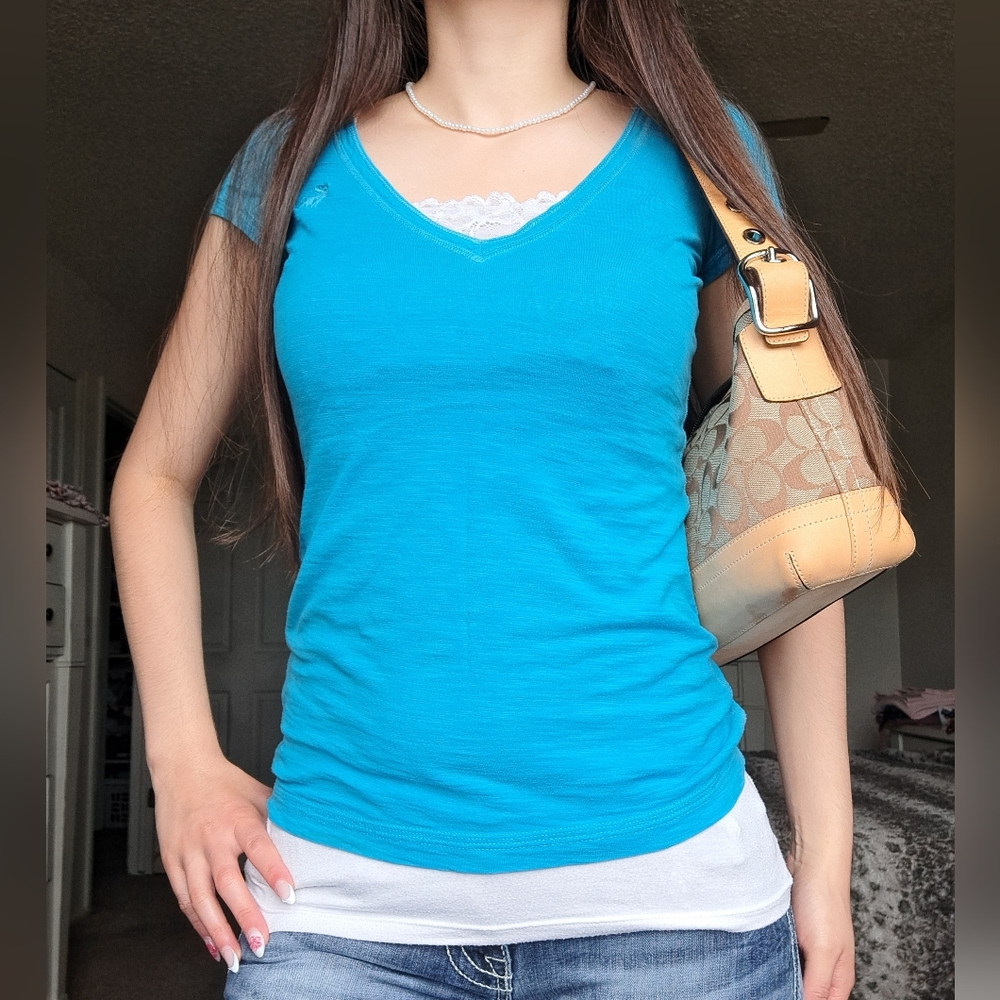 Abercrombie and Fitch y2k 2000s Blue Fitted Babydoll Tee Size XS